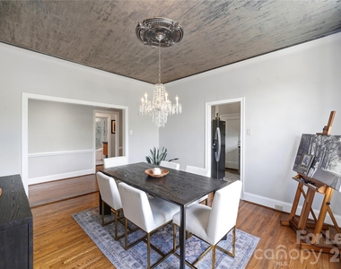 301 W 10th Street - Photo Thumbnail 6