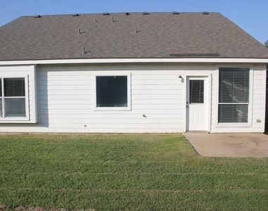 661 Rosario Lane - Photo Thumbnail 9