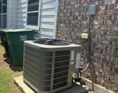 661 Rosario Lane - Photo Thumbnail 10