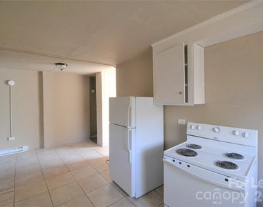 129 Brumley Avenue Ne - Photo Thumbnail 8