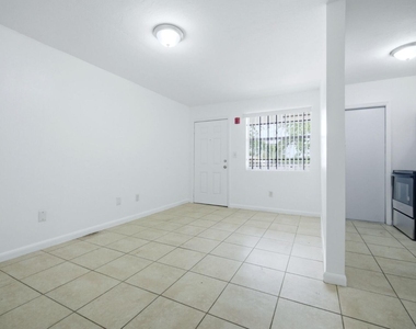 750 Nw 56th Street - Photo Thumbnail 3