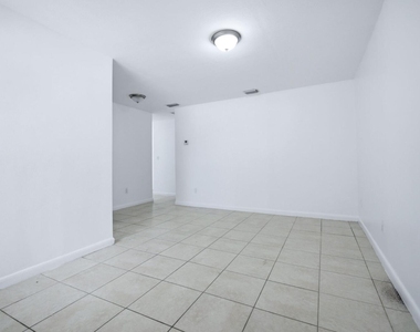 750 Nw 56th Street - Photo Thumbnail 7