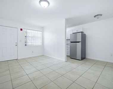 750 Nw 56th Street - Photo Thumbnail 2
