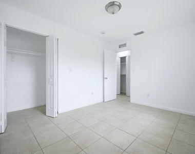 750 Nw 56th Street - Photo Thumbnail 10