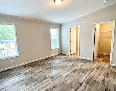 4099 74th Road N - Photo Thumbnail 4