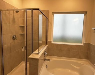 945 Brock Drive - Photo Thumbnail 7