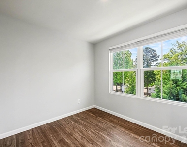 904 Taybyn Road - Photo Thumbnail 9