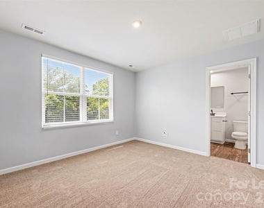 904 Taybyn Road - Photo Thumbnail 17