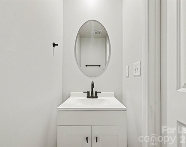 904 Taybyn Road - Photo Thumbnail 20