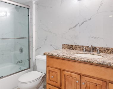 1000 S Ocean Boulevard S - Photo Thumbnail 20