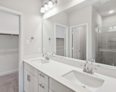 6247 Rilla Street - Photo Thumbnail 13