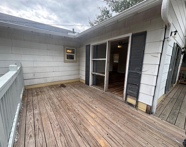 3555 W 5th Street - Photo Thumbnail 9