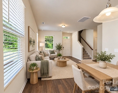 1010 Moorebrook Drive - Photo Thumbnail 2