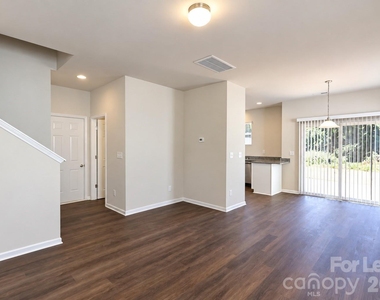 1010 Moorebrook Drive - Photo Thumbnail 9