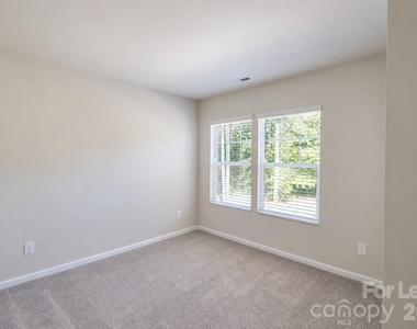 1010 Moorebrook Drive - Photo Thumbnail 35