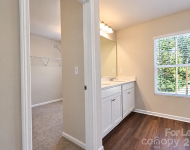 1010 Moorebrook Drive - Photo Thumbnail 21