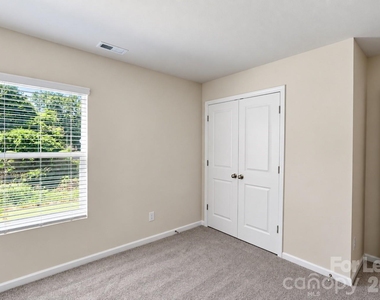 1010 Moorebrook Drive - Photo Thumbnail 29