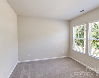 1010 Moorebrook Drive - Photo Thumbnail 37