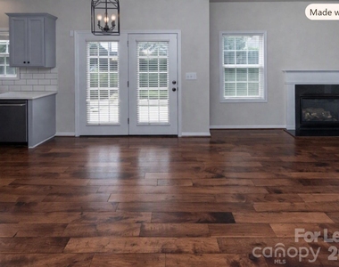 9601 Valencia Avenue Nw - Photo Thumbnail 4