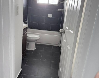 113 E Tiffany Drive - Photo Thumbnail 9