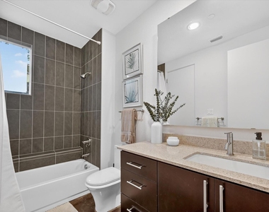 4230 Travis Street - Photo Thumbnail 25