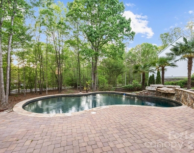 107 Mcauley Court - Photo Thumbnail 31