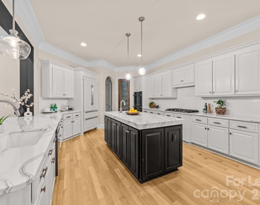 107 Mcauley Court - Photo Thumbnail 5