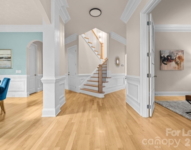107 Mcauley Court - Photo Thumbnail 10