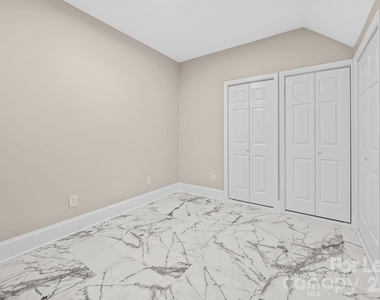 107 Mcauley Court - Photo Thumbnail 28