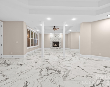 107 Mcauley Court - Photo Thumbnail 25