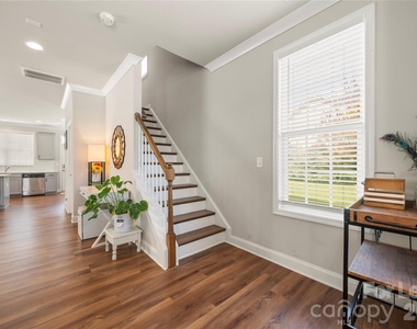 8309 Scotney Bluff Avenue - Photo Thumbnail 7