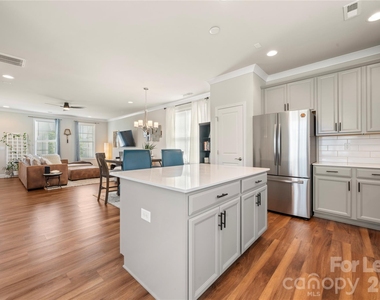 8309 Scotney Bluff Avenue - Photo Thumbnail 9