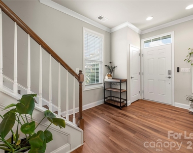 8309 Scotney Bluff Avenue - Photo Thumbnail 6