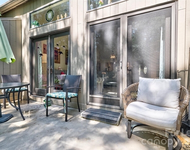 114 Pine Grove Circle - Photo Thumbnail 21