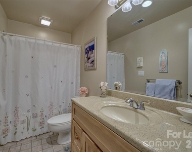 114 Pine Grove Circle - Photo Thumbnail 15