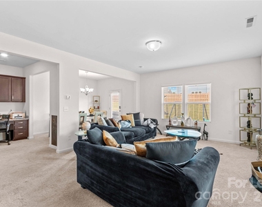 125 Mooring Drive - Photo Thumbnail 10