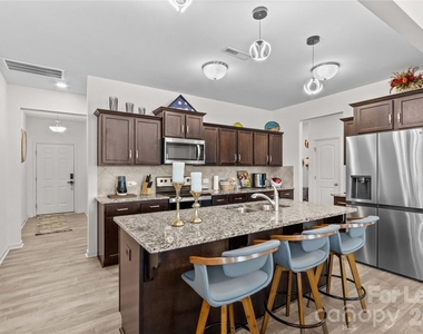 125 Mooring Drive - Photo Thumbnail 5