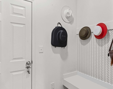 125 Mooring Drive - Photo Thumbnail 25