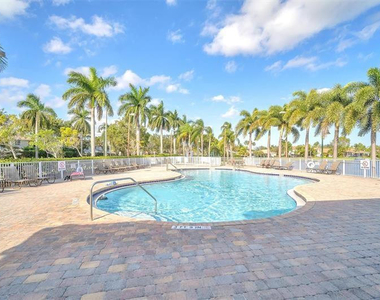 4734 Sw 13th Place - Photo Thumbnail 26
