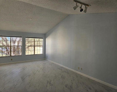 6339 La Costa Drive - Photo Thumbnail 5