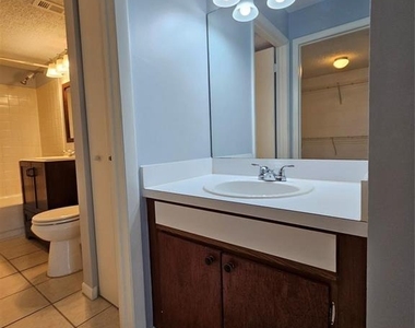 6339 La Costa Drive - Photo Thumbnail 12