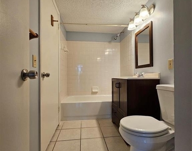 6339 La Costa Drive - Photo Thumbnail 9
