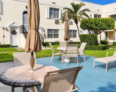 15 S Golfview Road - Photo Thumbnail 6