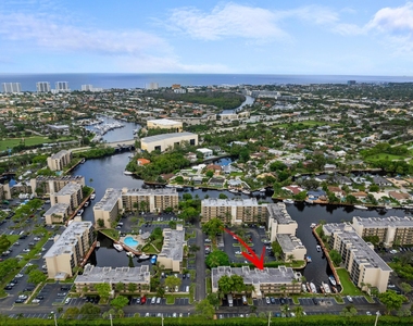 16 Royal Palm Way - Photo Thumbnail 24