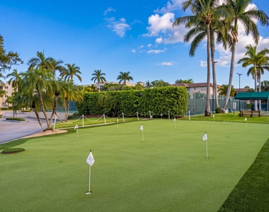 16 Royal Palm Way - Photo Thumbnail 19