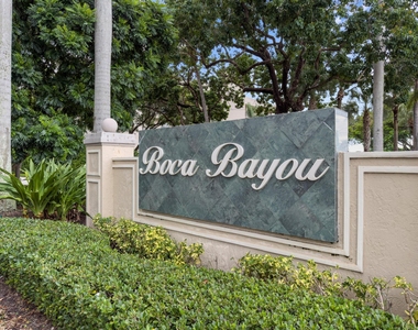 16 Royal Palm Way - Photo Thumbnail 25
