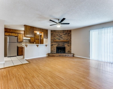 1111 N Nolan River Road - Photo Thumbnail 5