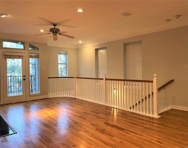 2480 Worthington Street - Photo Thumbnail 3
