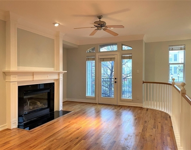 2480 Worthington Street - Photo Thumbnail 2