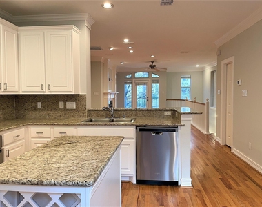 2480 Worthington Street - Photo Thumbnail 6